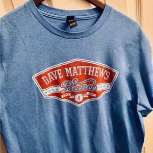 Dave Matthews Band (District) Logo T-Shirt- L, Blue
